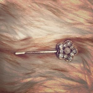 Daisy Angel hair clip